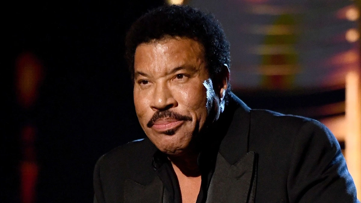 Lionel Richie Net Worth 2024: You Won't Believe His Fortune!